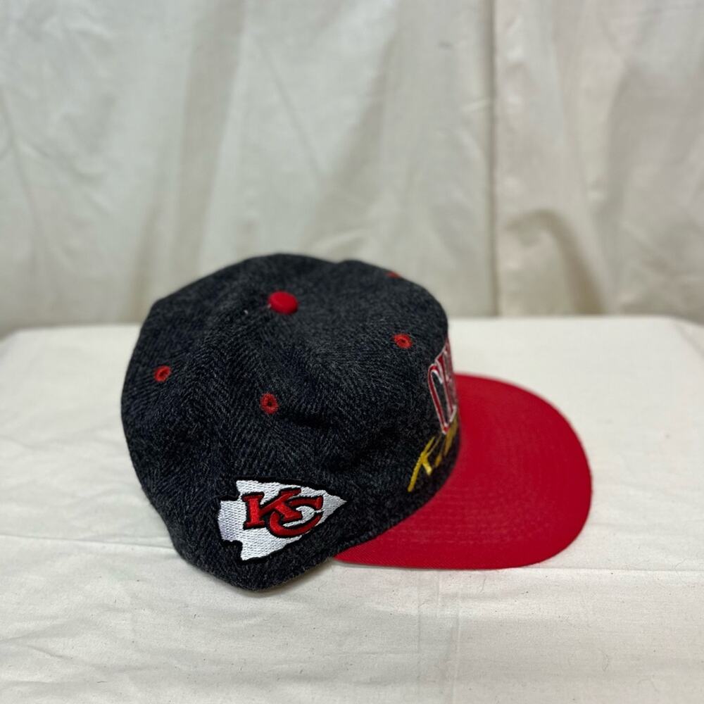 Vintage Kansas City Chiefs SnapBack - Picture 5 of 5